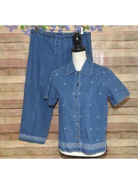 Vintage 90's A.M.I. Denim Set Button Up Short Sleeve Top Capri Pant Size S
